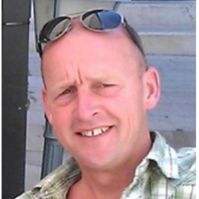 robharting5's profile picture. Technisch-commerciële doelgerichte organisator.   Strijdvaardig, Begeistert ,  stabiel,  loyaal en ondernemend.  http://t.co/pCzyvOjnLH