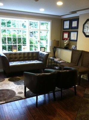 Drs. Joshua Austein, Charles Perruzzi, Robert Miner, and Joyce Johnson have been caring for the people of Ridgewood for more than 45 years and we invite you