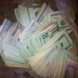 Chasing dreams and money$$$
Need extra cash?? DM me for info and let me show u how to make serious cash, serious inquries only