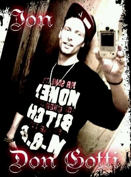 Lagoche Music Group recording artist | Engineer | Songwriter | #savagescamp | New album coming soon!