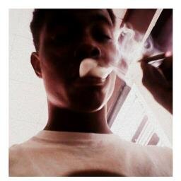 On chill just tryna get high and get by
FMOI indo_lid
