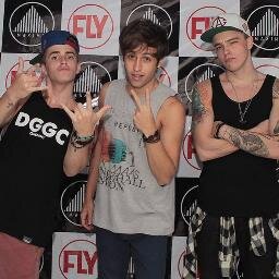 Amo a FLY e nada mais Simplismente Amo