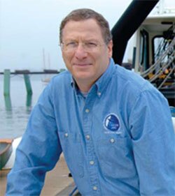 Dr. Larry Mayer UNH is a marine geologist and geophysicist at the @UofNH where he's currently the director of the Center for Coastal and Ocean Mapping.