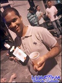 Jamais deixe de ser quem você é por ninguém, sempre seja você, as mudanças ocorrem gradualmente com a vontade de cada um, siga sempre em frente!!!