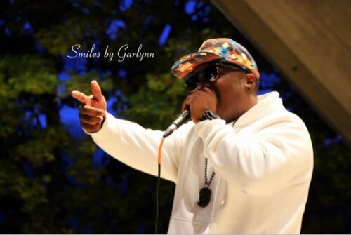 Music is Life & a form of art..often misconstrued with bein just rap! 

IG: @TooCoolStew
Email: TooCoolMusic989@gmail.com