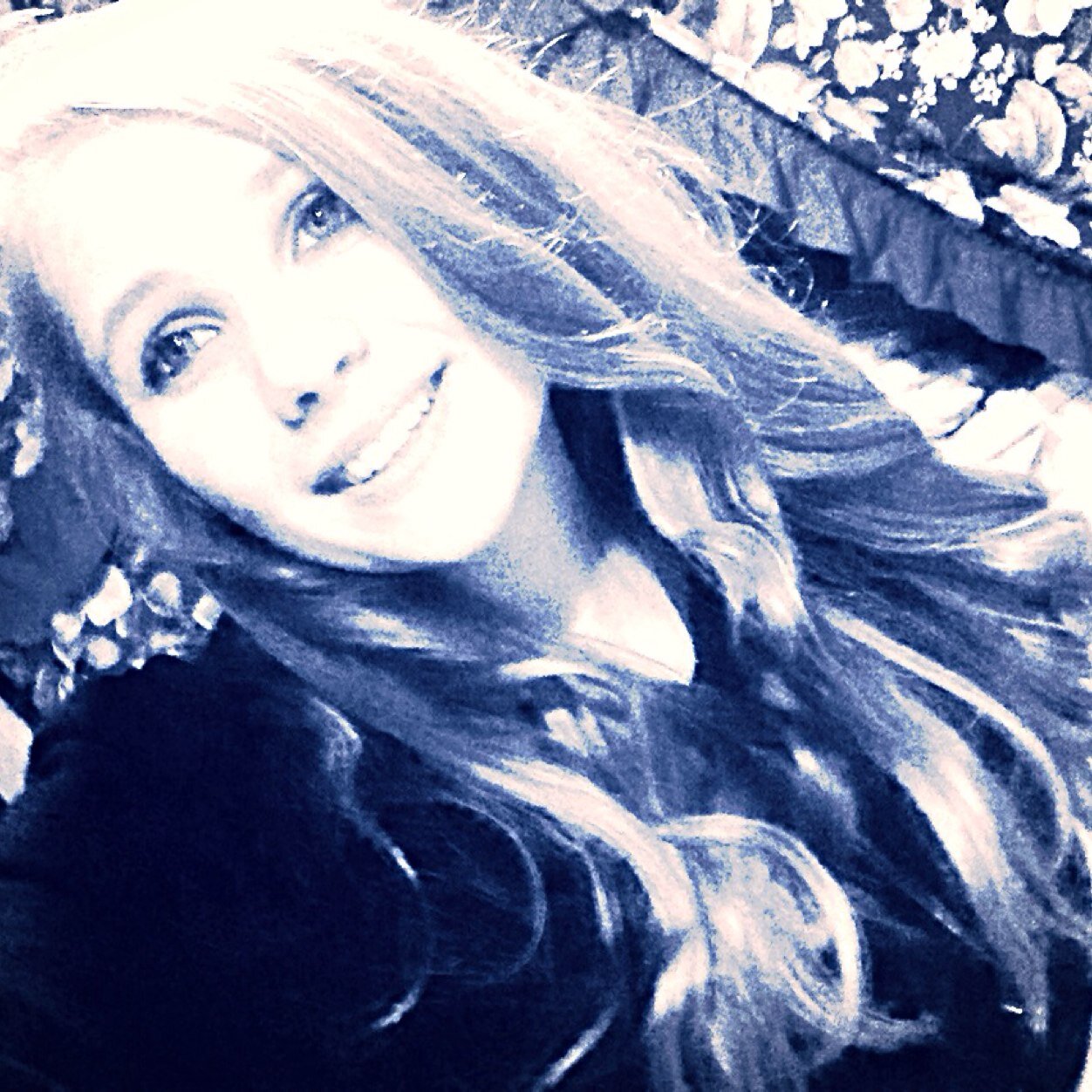 britt_moulton's profile picture. I'm a singer/ song writer and I love one direction and I love all my supporters