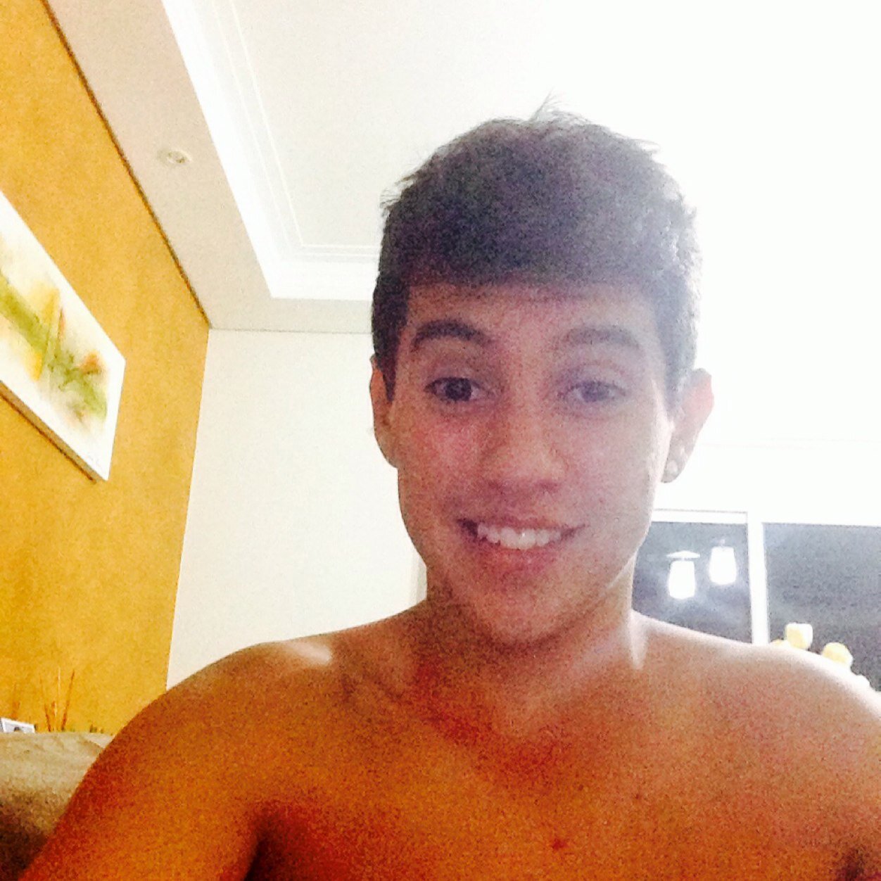 Mlk tamo junto pra sempre pode contar comigo pra tudo, te amo lindão by: Vinicius XuXa/ Gorduxo que não vive sem mim haha, te aminhoooo s2 by: @heloaduartee