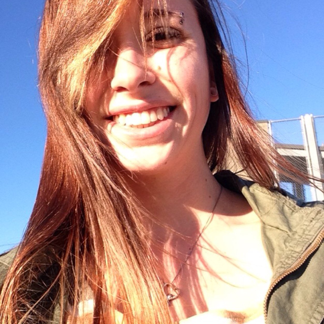 joyfulllx3's profile picture. 