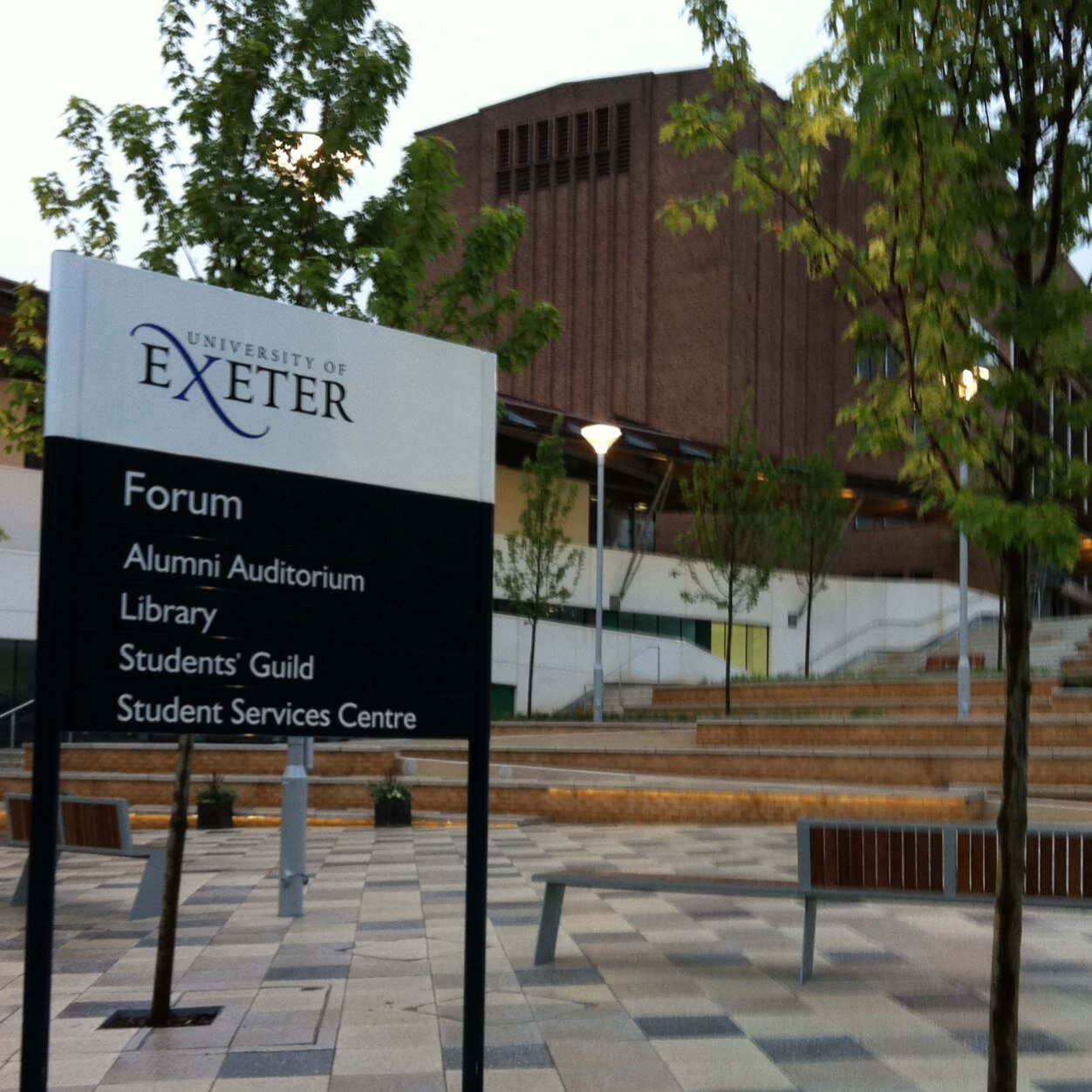 sajahdali's profile picture. أستاذ مشارك في الدراسات الثقافية (كلية اللغات والترجمة) وكيلة عمادة الدراسات العليا والتعاون الدولي، جامعة جدة