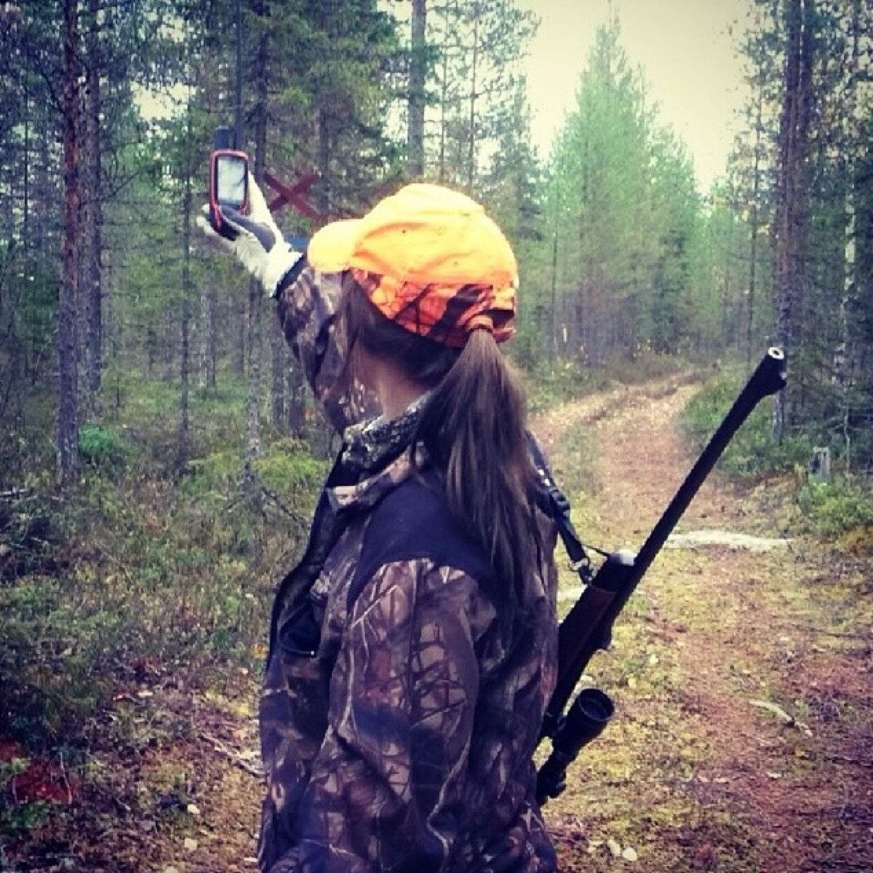 Georgia Peach|Southern baptist| love to hunt|fish|and ride horeses|Avi is me