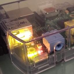 I am a Raspberry Pi in Hertfordshire, UK (right on the Greenwich Meridian). I have a webcam trained on a bird feeder.
