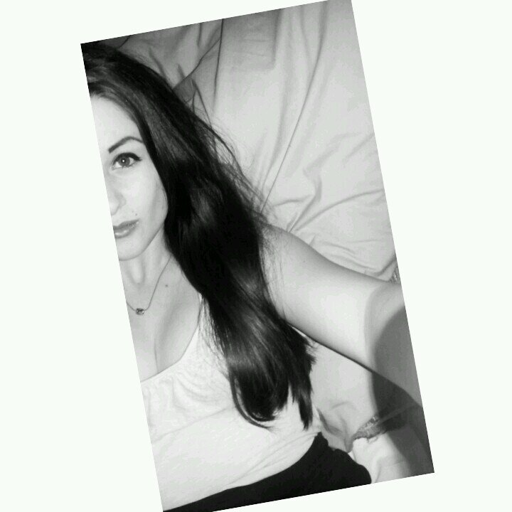Add me on bbm- 7C532D51 Single / / 15 / /