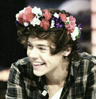 • o de olhos azuis nao broxa com a tatuagem de borboleta do namorado • larry shipper fodida •