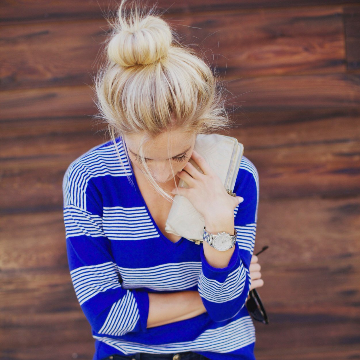 California Born, Daughter of The King, Fashion Blogger, Marketing Guru, Shameless Selfie-Taker, #sharstyle