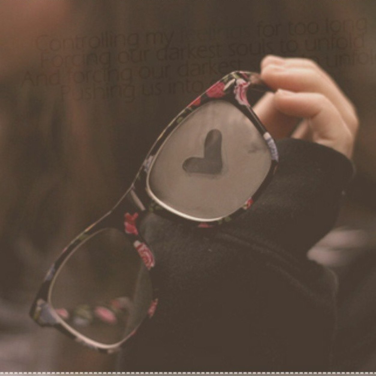 . ﺳﺑحـآڼ آﻟﻟھ ۆﺑحـﻣده ♡ ﺳﺑـحآڼ آﻟﻟھ آﻟﻋظيم ♡