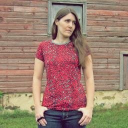 Hey there! It's me, Kristin @ Sunny Sewing.