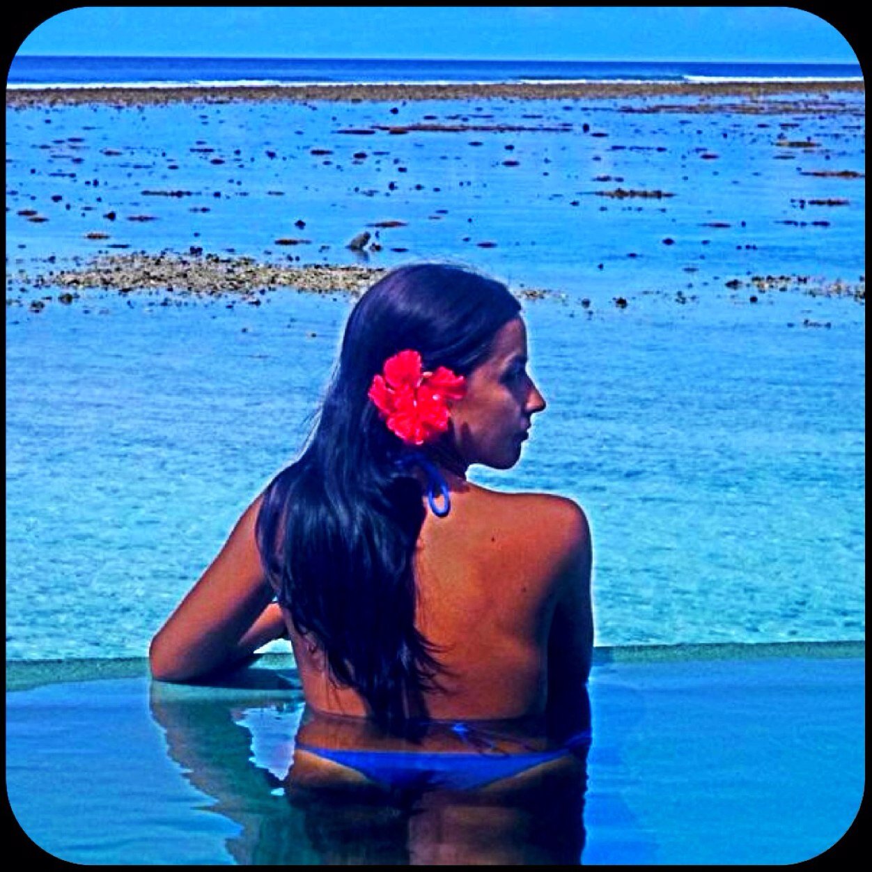 RaDoPor's profile picture. Starting a new life... There are those who look at things the way they are, and ask why? I dream of things that never were, and ask why not? ❤