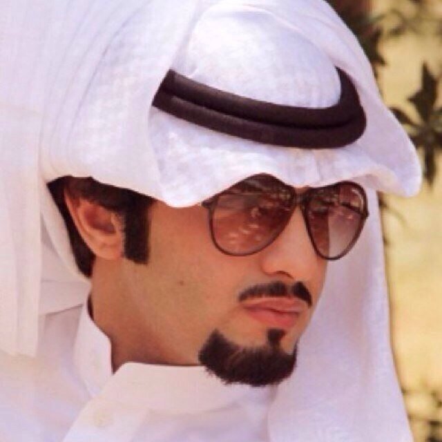 ‏لن اعيش على انتظار احد فمن لا يعتبر وجودي مكسب له لا اعتبر غيابه خساره لي

(( وســط بيتنـــا ))