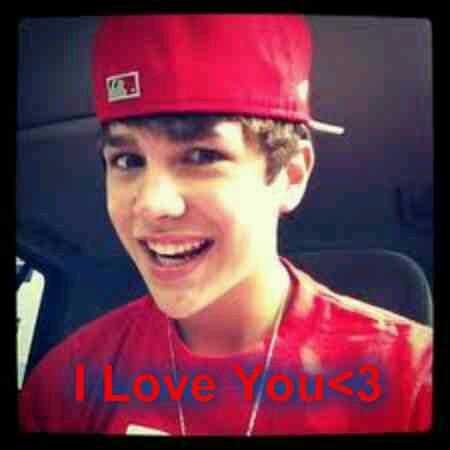 hey i a jake i am a good guy 21 mom is @BeckyG_Blchrp  and sis is @cuteDEliah and bro is noah single  rp 21+