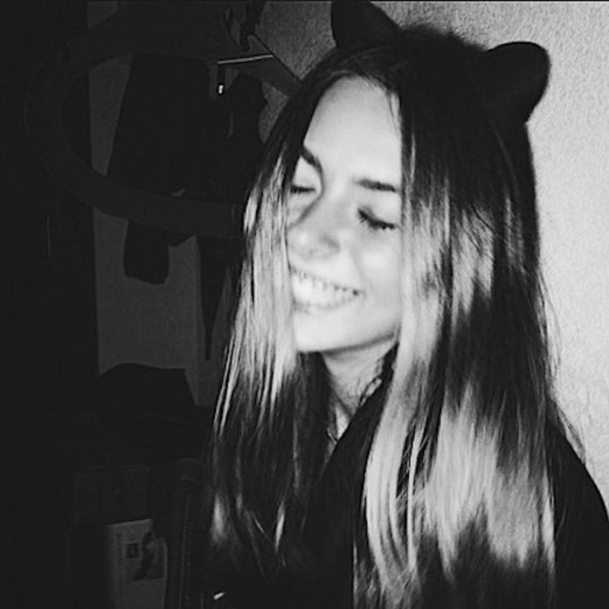 Krystleniagara's profile picture. Just a girl nobody knows. ✌️Syracuse, UT. Follow me and ill follow back