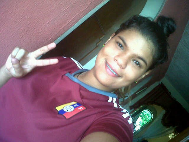 Cantante y Compositora *---*