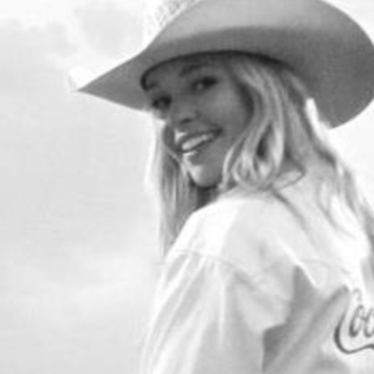 KristaLeigh5's profile picture. 