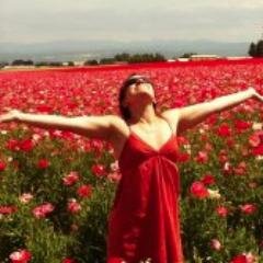 daydreamer, wannabe baker... also a marketing strategist & co-owner at @keelcreative
