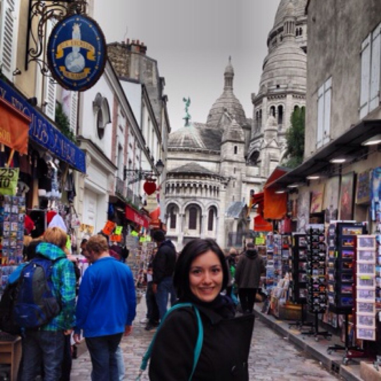 Loving life, wannabe travel guru, music junkie, avid reader, and an internet ninja.