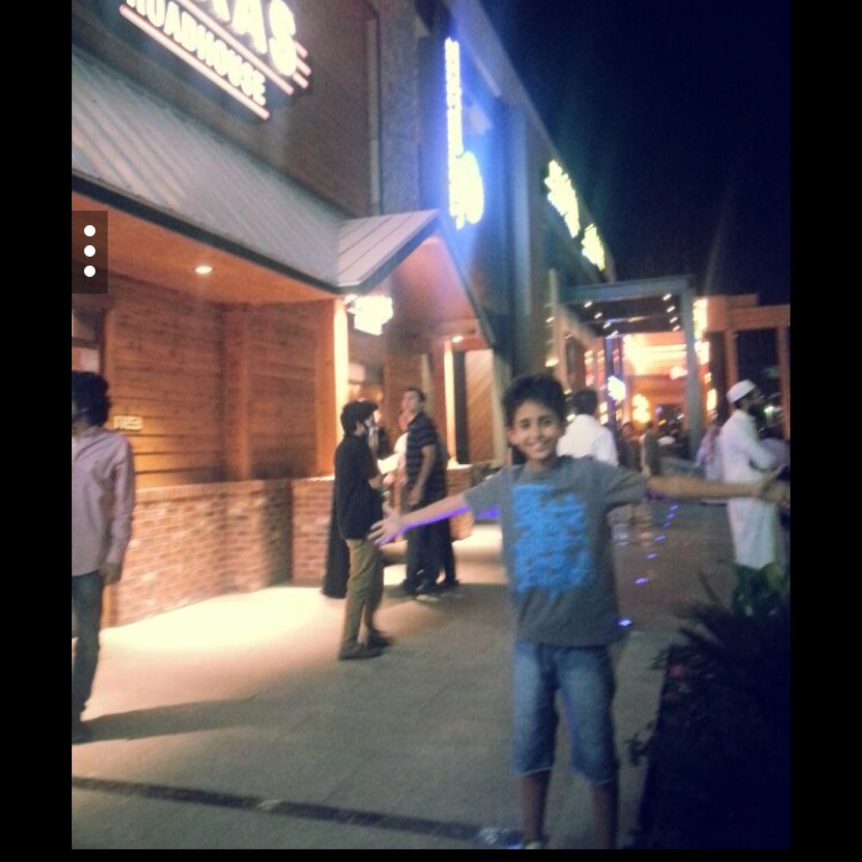 Instagram: khalidbarabbaa