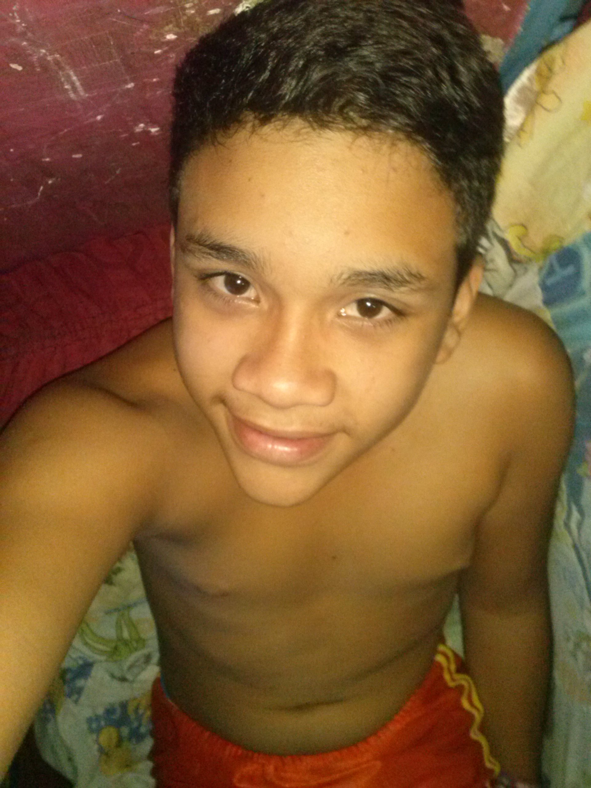 Real & Official Accounts of Celebritis facebook yeison-pivado cortez