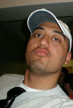 MMoungaloa's profile picture. Shits n' giggles. Giggles n' shits. ;)