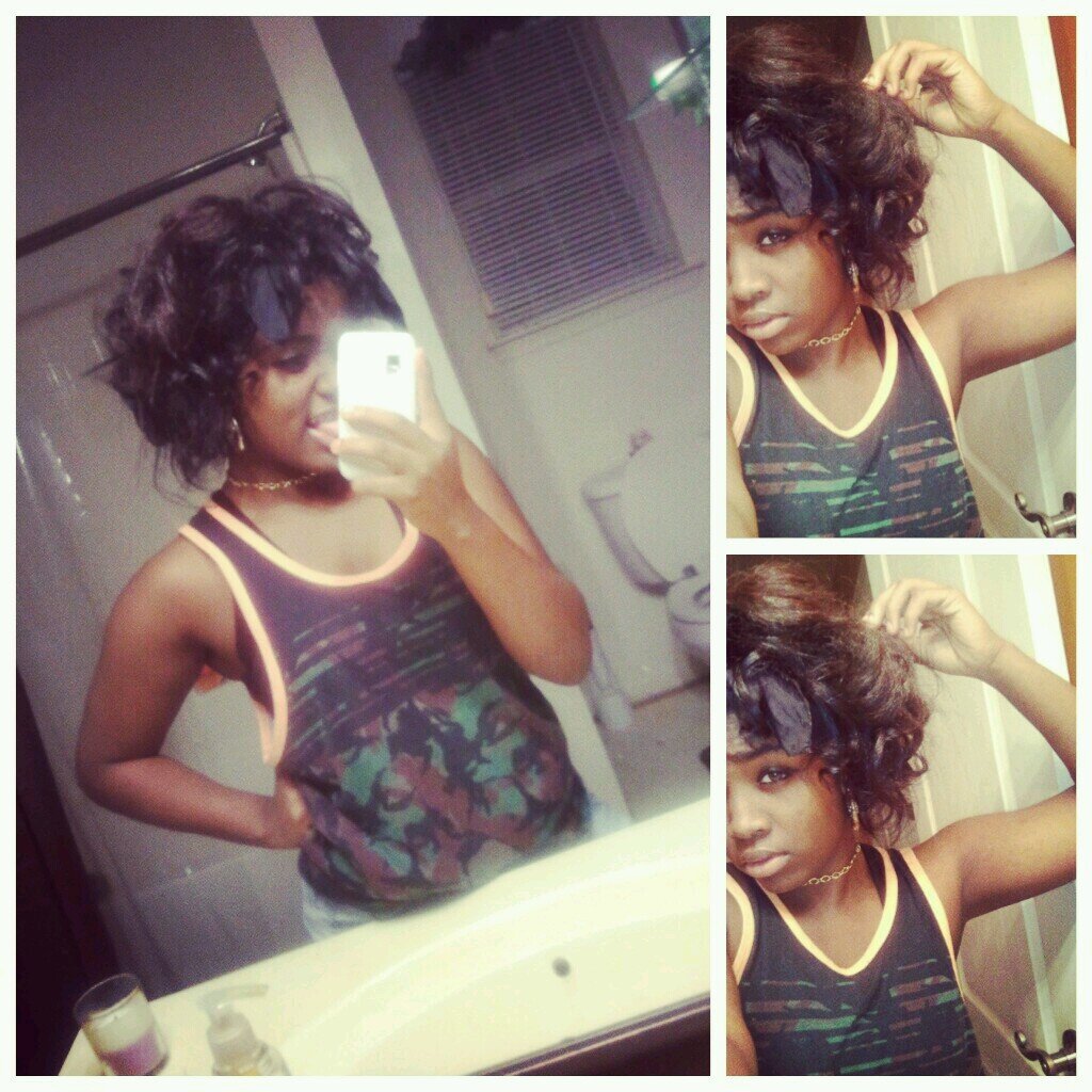 I sing & i ball . follow my ig : @cantandoquebolas.