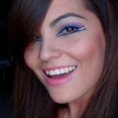 Bem Chique  por @SarahTibau  http://t.co/RtO5VIfxe4 Instagram: Bemchique                                          
Moda / Beleza / Viagens / Eventos