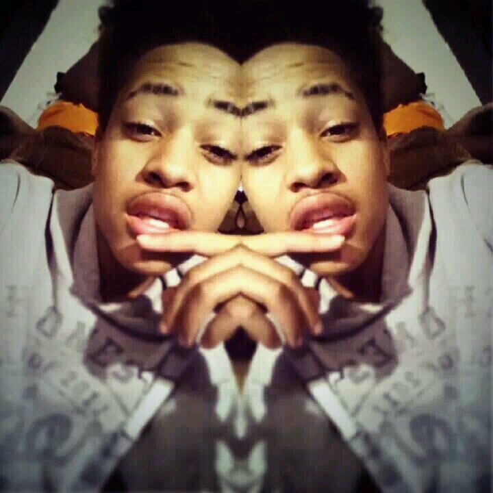 dre_to_feshh's profile picture. follow me and I follow back