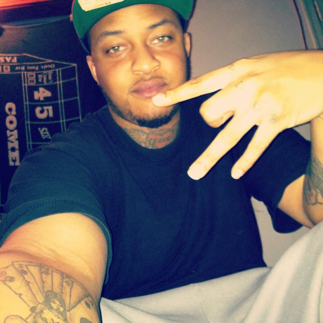 I am wat i am and all that im not i will neva b! Instagram: Mac_Dub274
