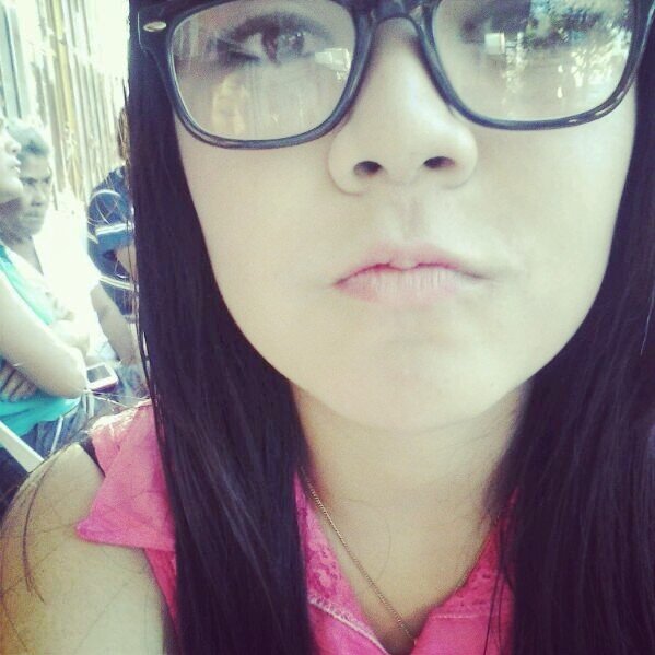 Hola, cerrare esta cuenta te pido me des follow en @iyosoyyiss es la cuenta que acabo de abrir, gracias(: