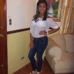 Esteem, Cada quien es feliz con su propia mentira, sigueeeme y te sigo.