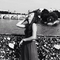 Instagram eugeniaglzr