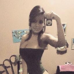 Di lo que piensas, haz lo que sueñas y animate si me mereces.♥