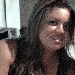 Em cada porto e despedida dessa vida esqueci meu coração batendo lá... :'(