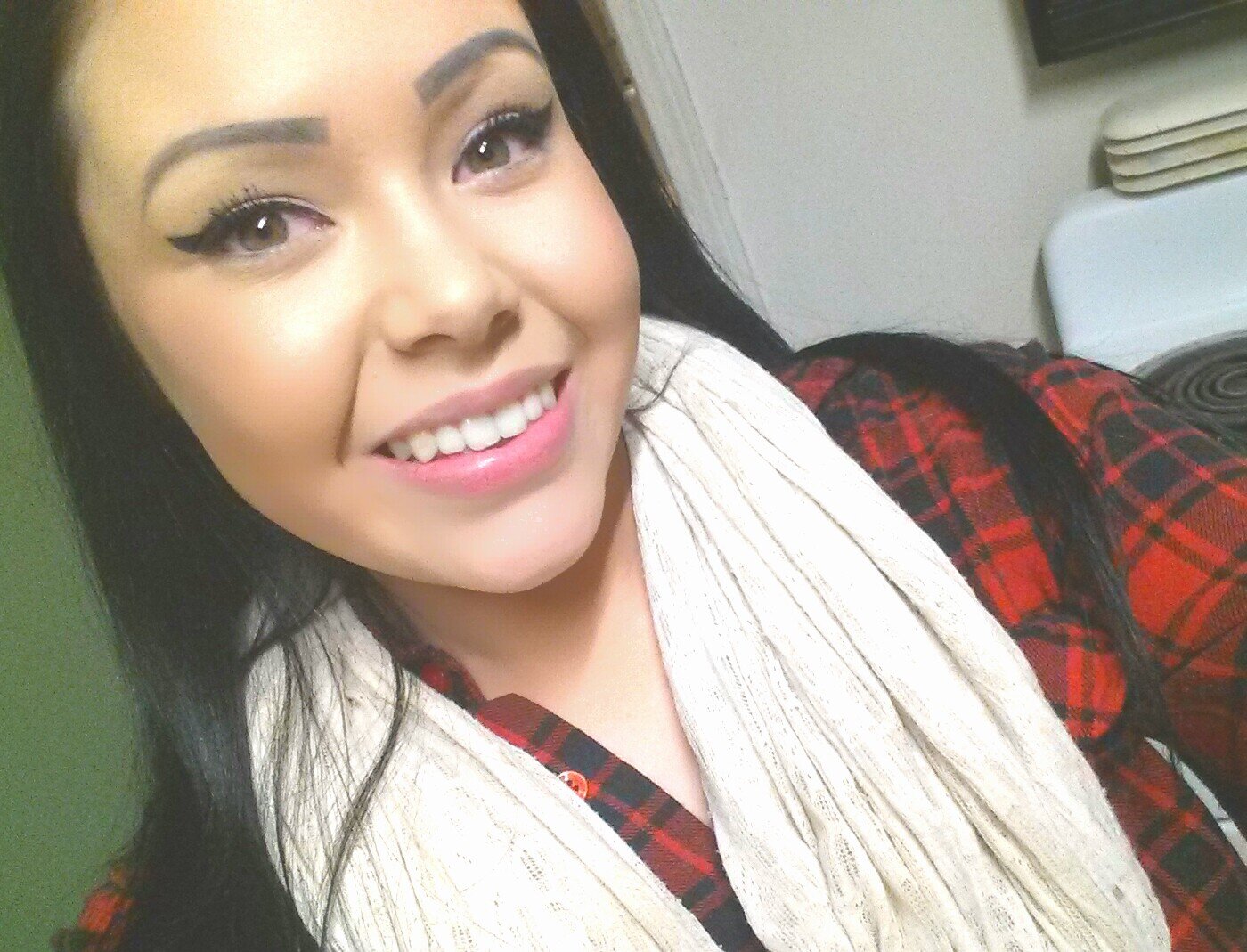 _nadinebeardy's profile picture. Click that follow button