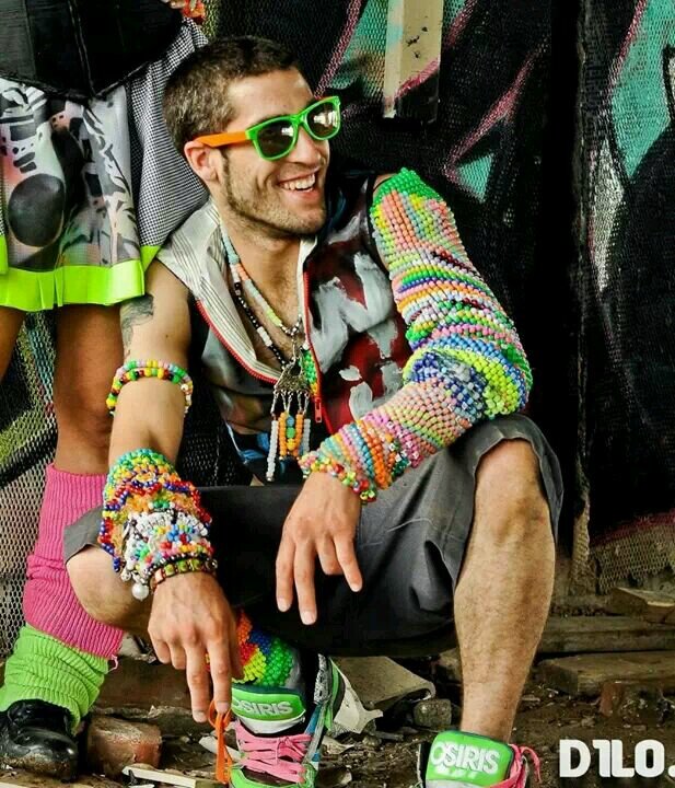 live..love..laugh..repeat!!! mission:plurr, http://t.co/QCHFzMo1u0, Amplify project, Raver, friend, and adventure ha