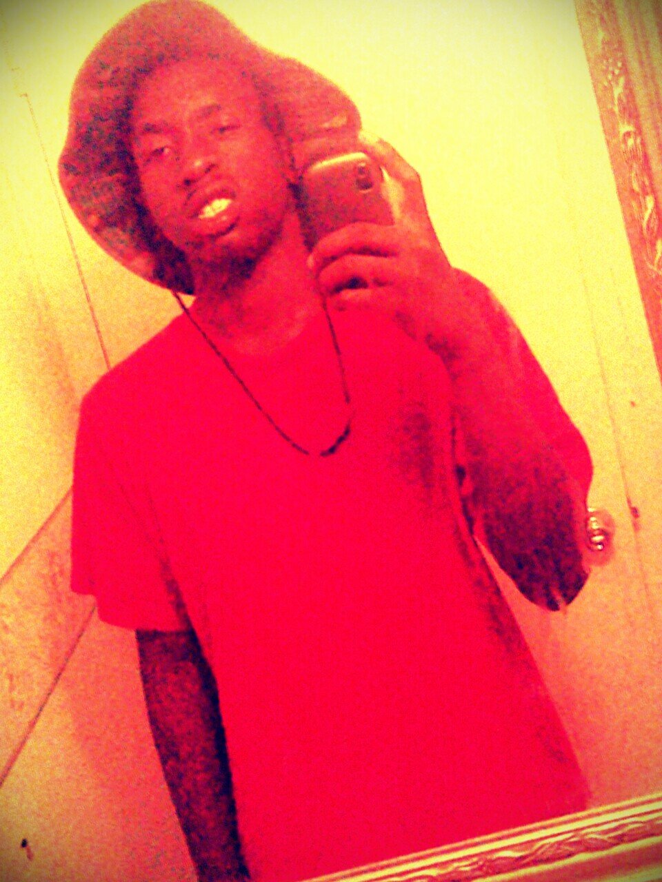 Bruhyahpiebruh's profile picture. 