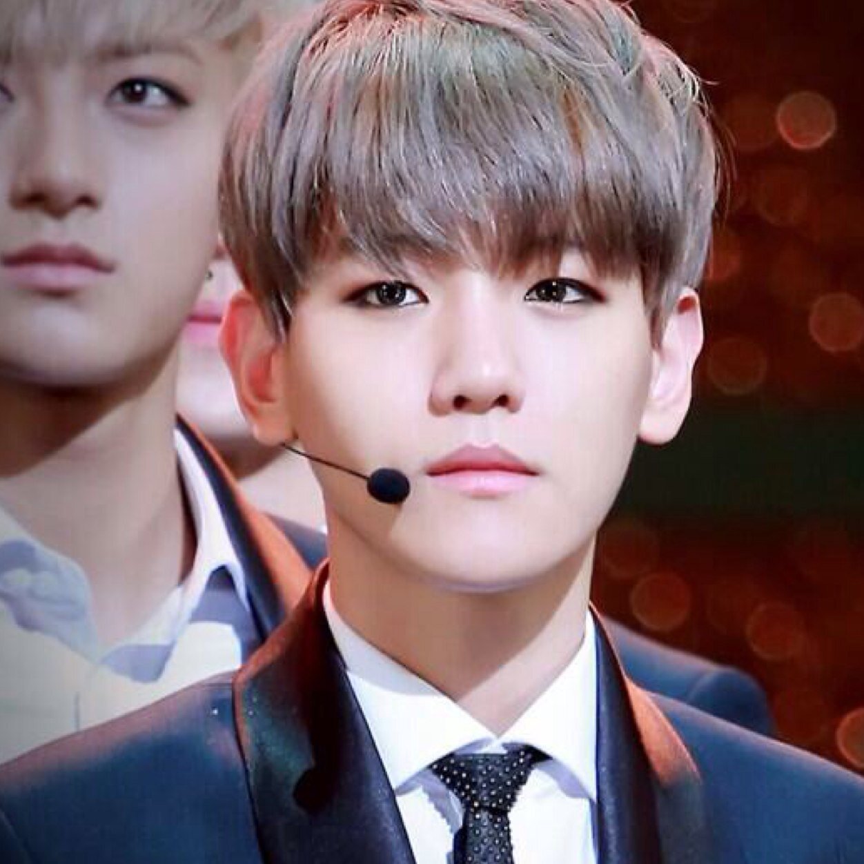 บยอน แบคฮยอน หมาน้อยช่างพูดแห่งEXO...ว่างๆเจอผมที่บ้านคุณยายฮะ#ทักผมได้นะผมไม่กัดหรอก จริงๆน๊า