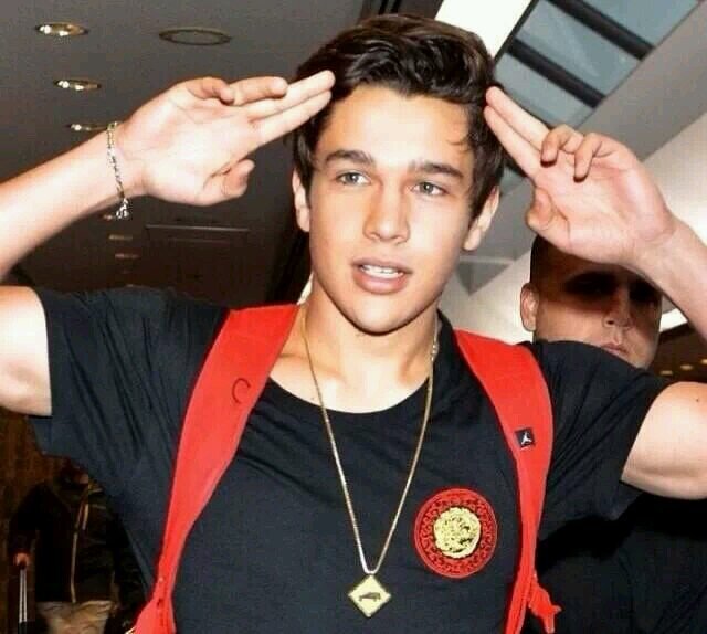 never say never, and follow your dream! MAHOMIE♡. Haters gonna hate, Mahomie gonna love. AM♡