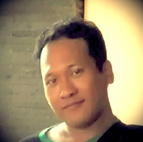 SantosaSunan's profile picture. 