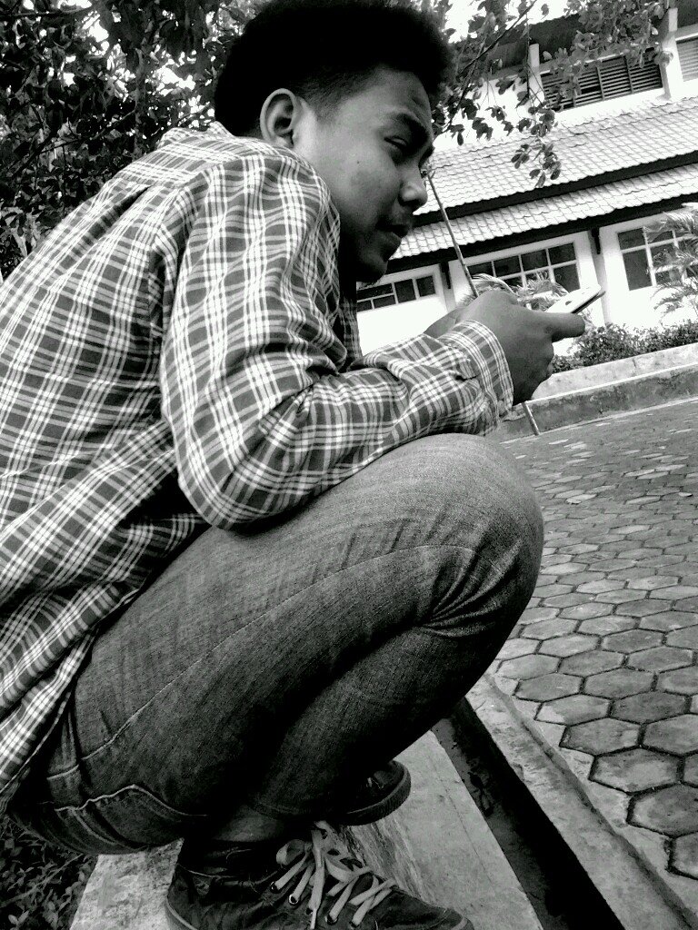 Salam mesin kanan... trengg tengg tengg tengg...