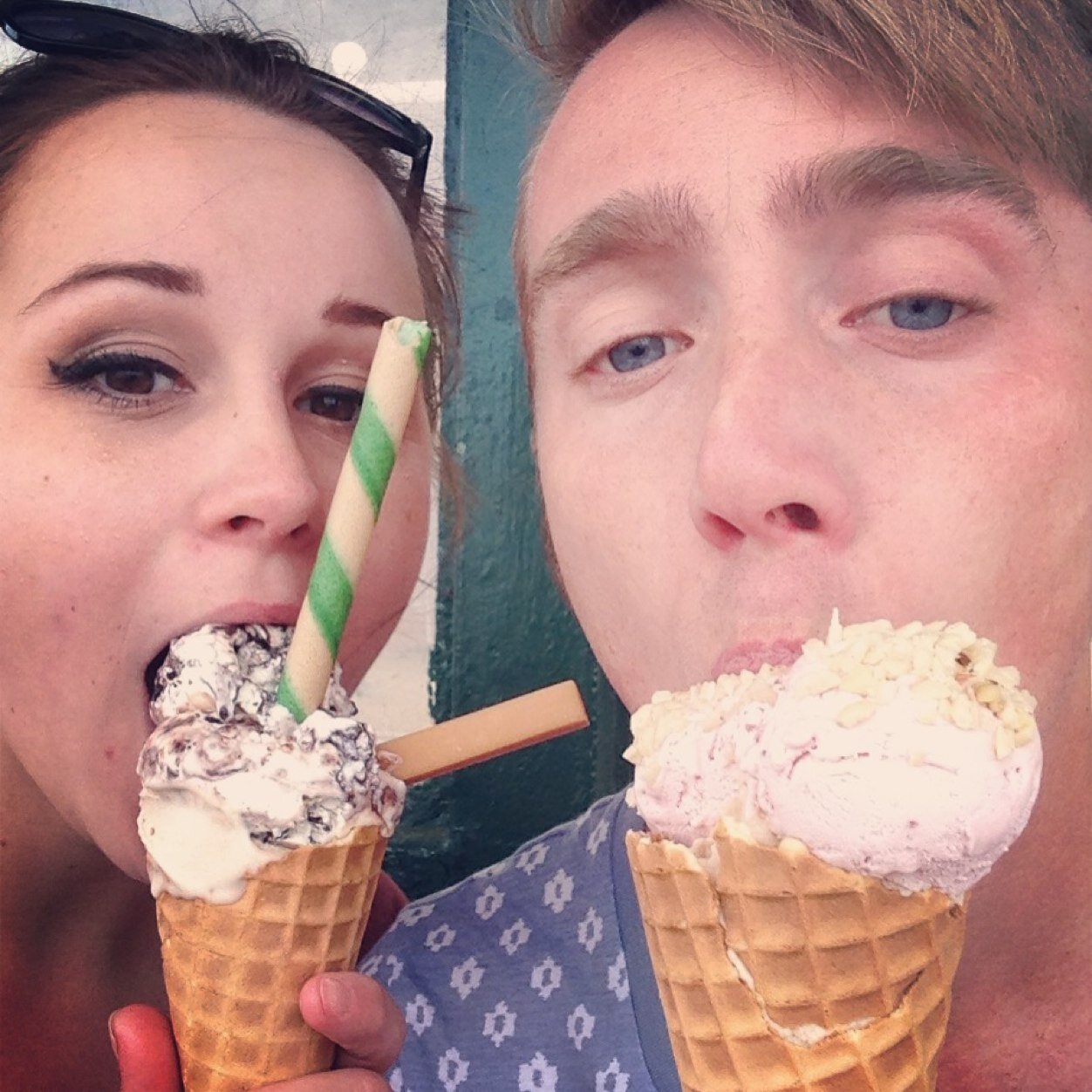 Bigballshalls's profile picture. i dont really have big balls! not even the stem is particuarly long! but i am sure that can be stretched some how! taffy puller?!