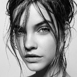 SELECTION from the latest fashion photography, models, editorials, campaigns around the World.