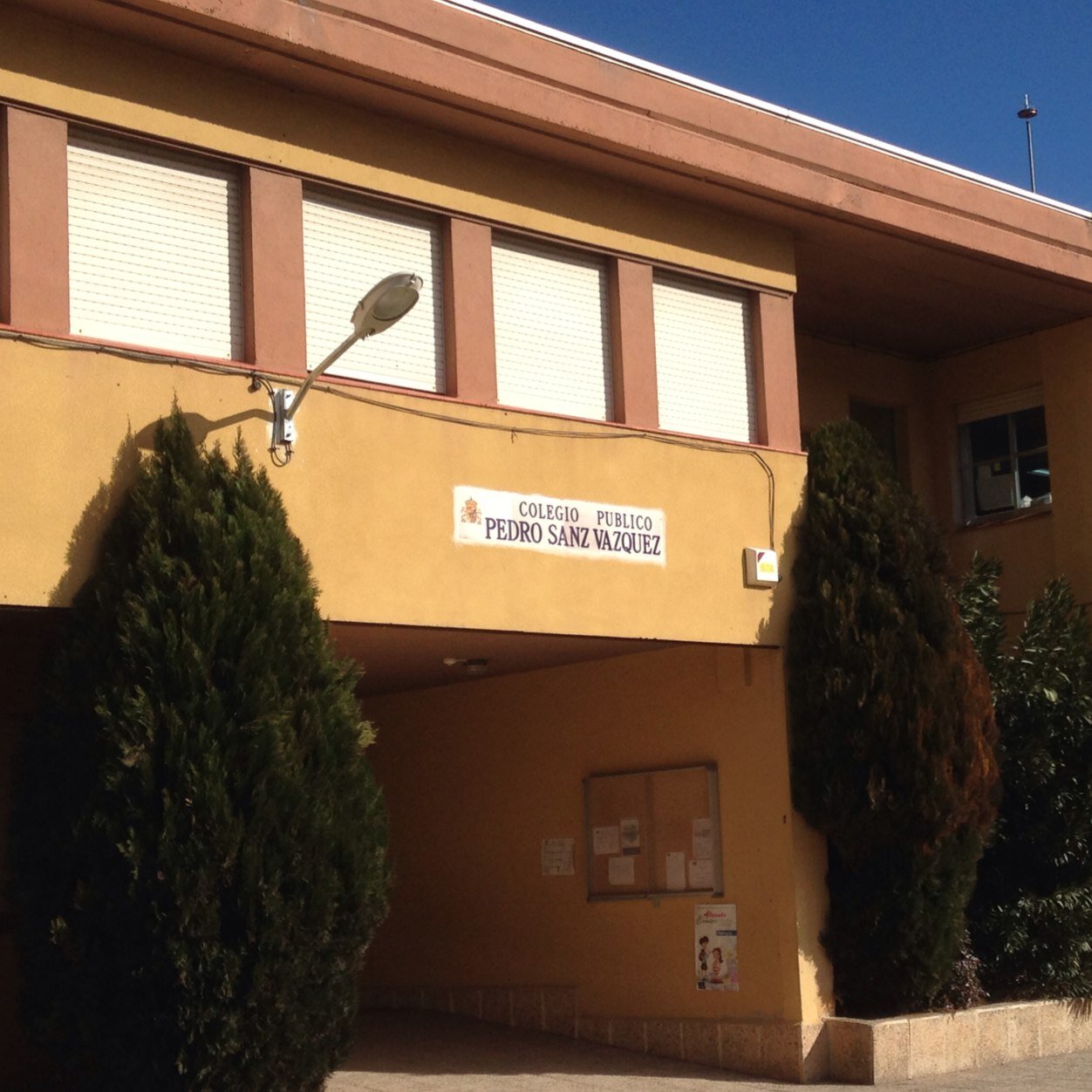 Colegio PÚBLICO de Infantil y Primaria. Creemos en nuestro trabajo y en una educación pública de calidad.
           GUADALAJARA